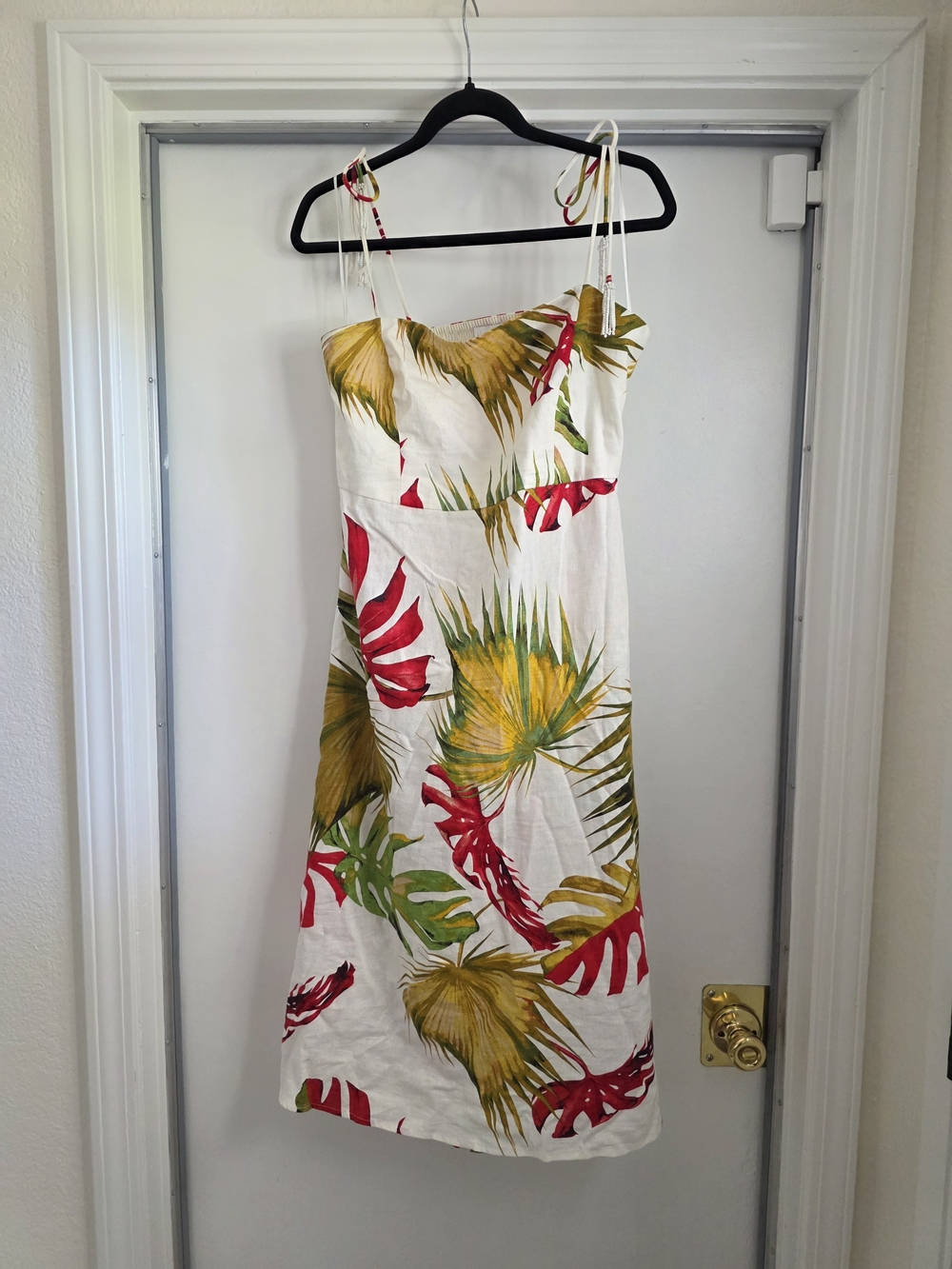House of Harlow 1960 White Tropical-Print Midi Dress with Yellow & Red Leaves